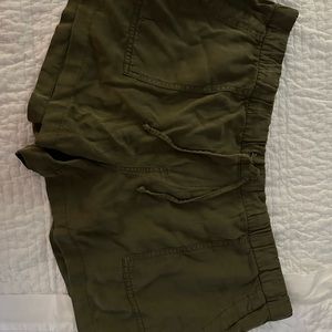 GAP Green Shorts